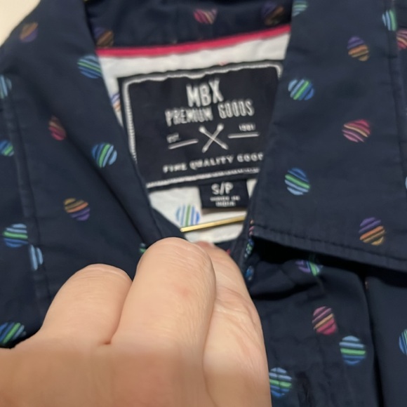 Mens small short sleeve button up! Great for Easter and spring - Picture 3 of 3